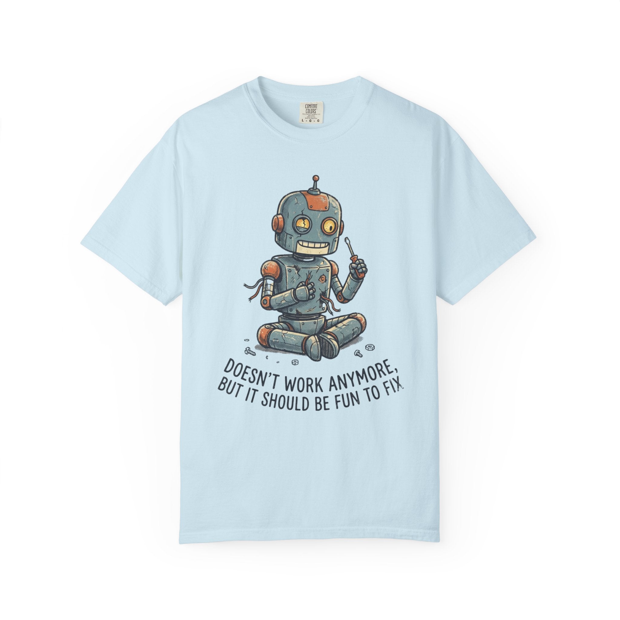 Retro Distressed Robot T-Shirt - "Doesn’t work anymore, but it should be fun to fix" Tee